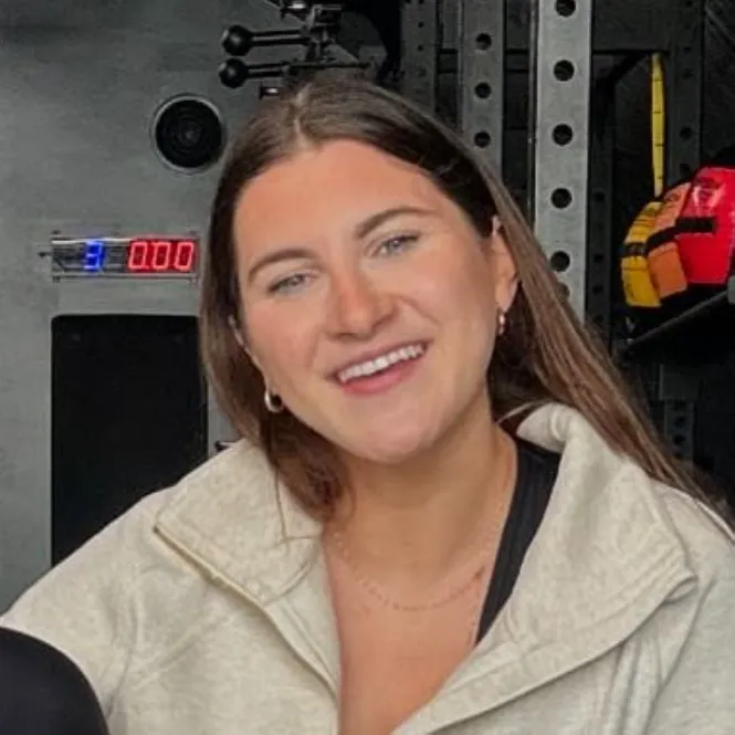 Emily Neill, Hormone Aware Health & Fitness Coach